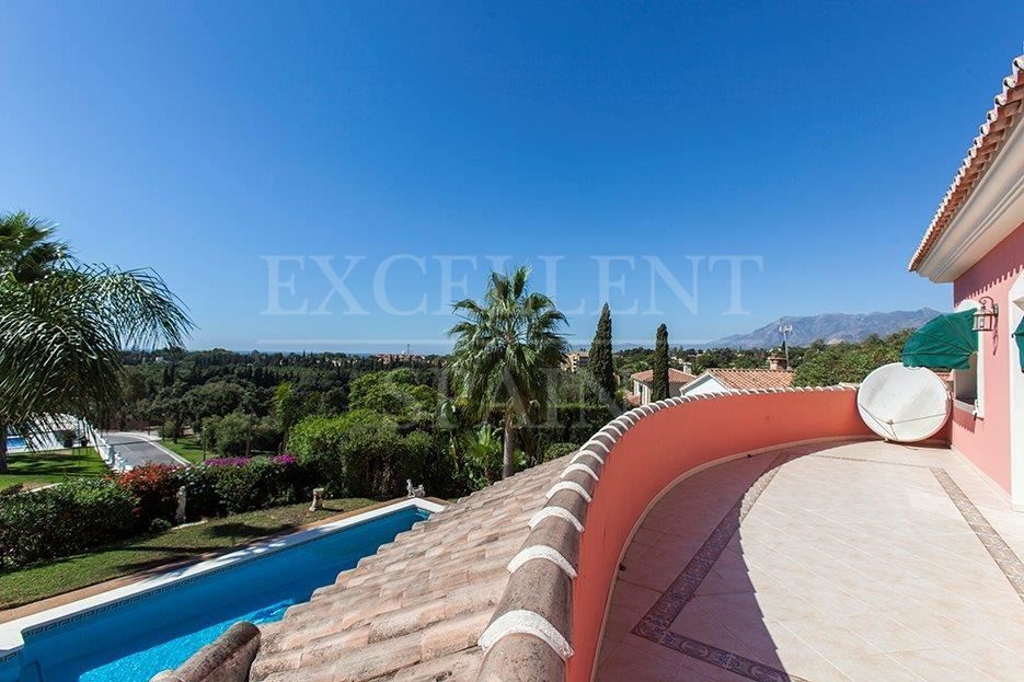 Villa in Elviria, Marbella East