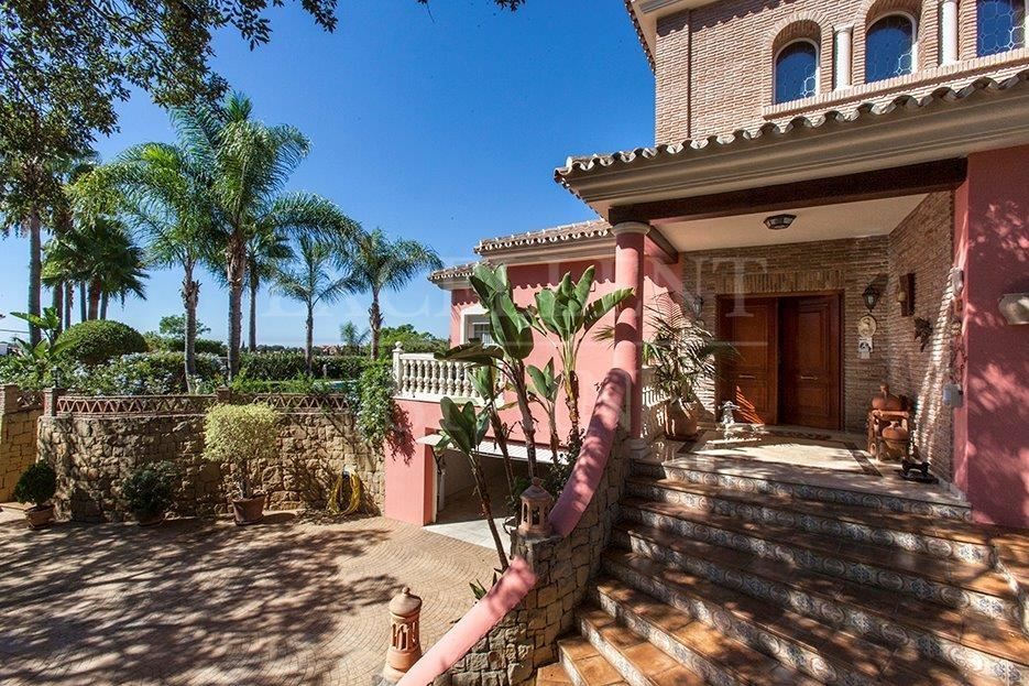 Villa in Elviria, Marbella East