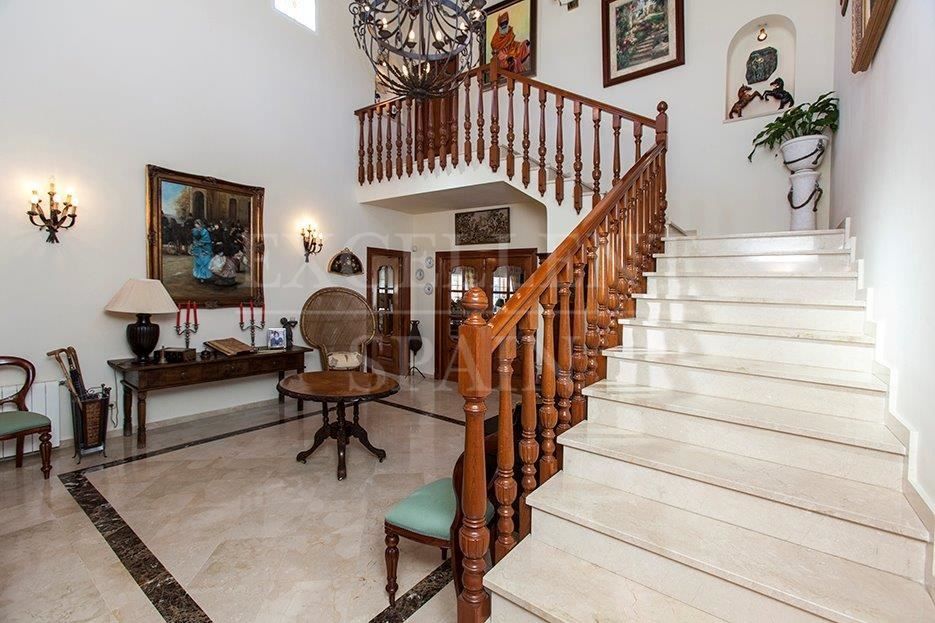 Villa in Elviria, Marbella East