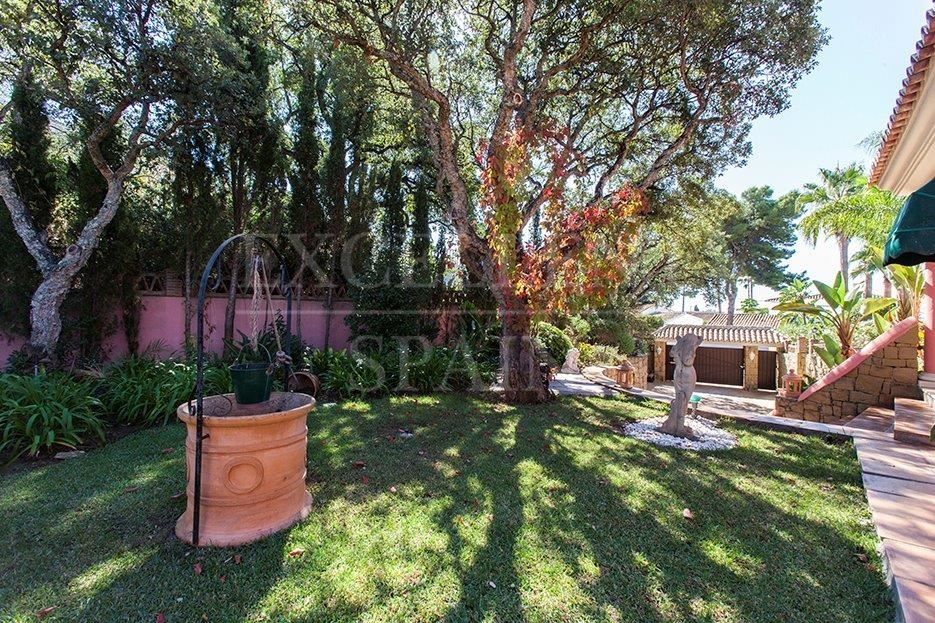 Villa in Elviria, Marbella East