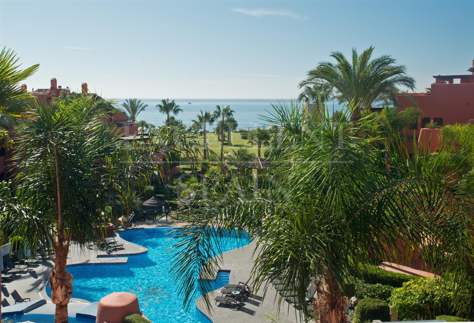 Penthouse in Torre Bermeja, Estepona