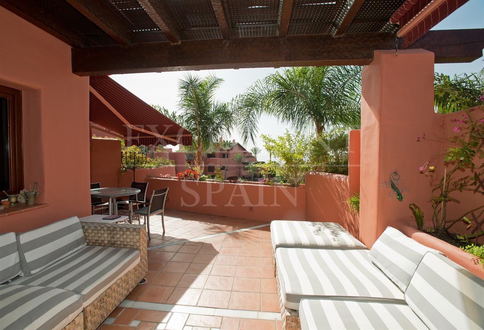Penthouse in Torre Bermeja, Estepona