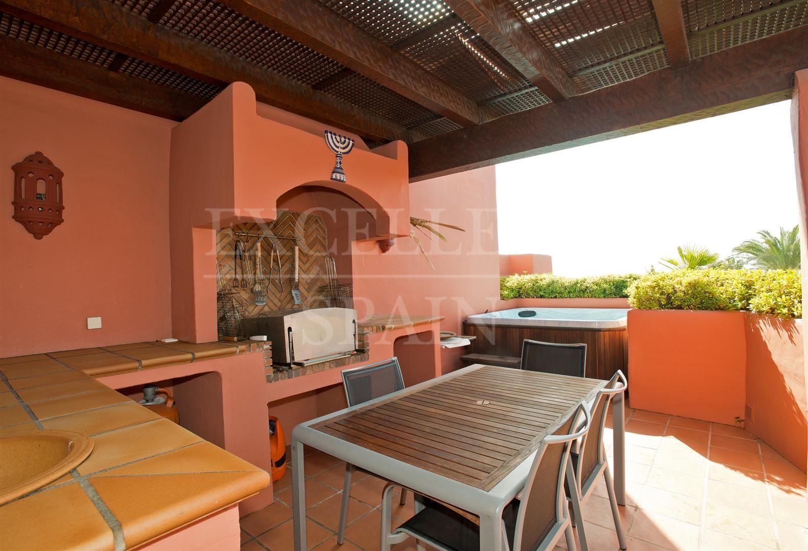 Penthouse in Torre Bermeja, Estepona