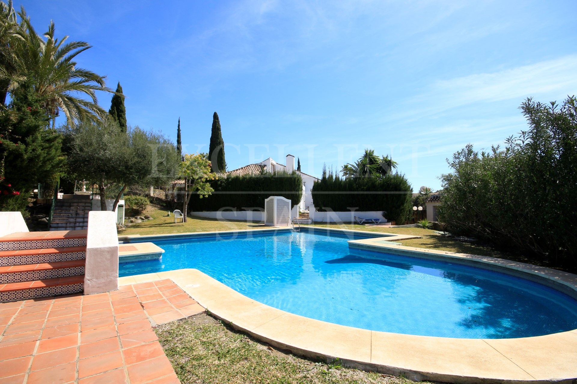 Villa en Nueva Andalucia