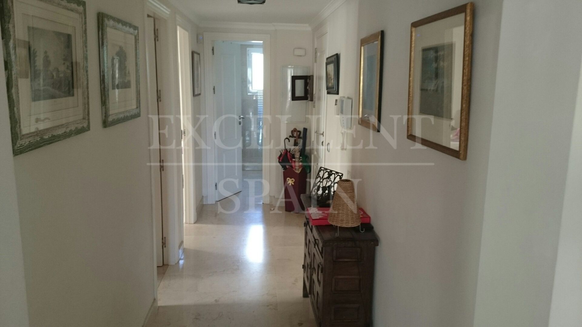Duplex Penthouse in Marques de Atalaya, Benahavis