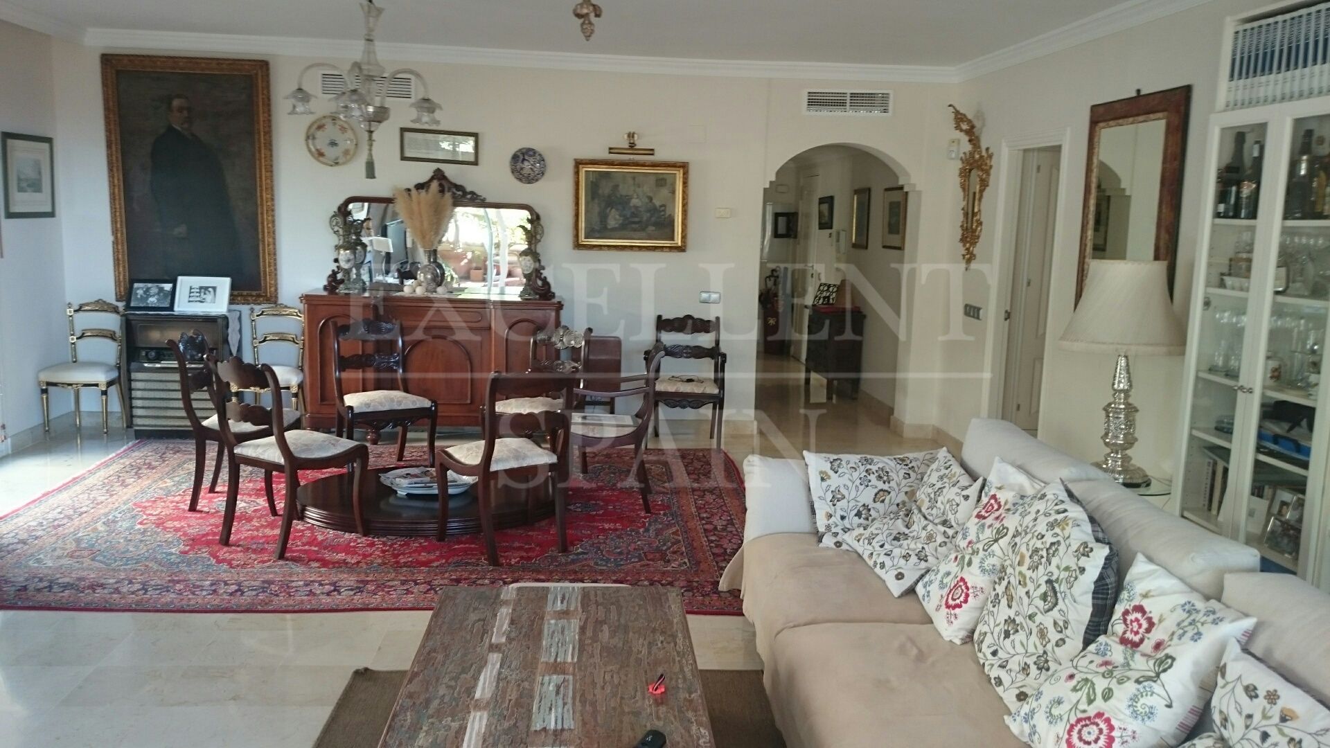 Duplex Penthouse in Marques de Atalaya, Benahavis