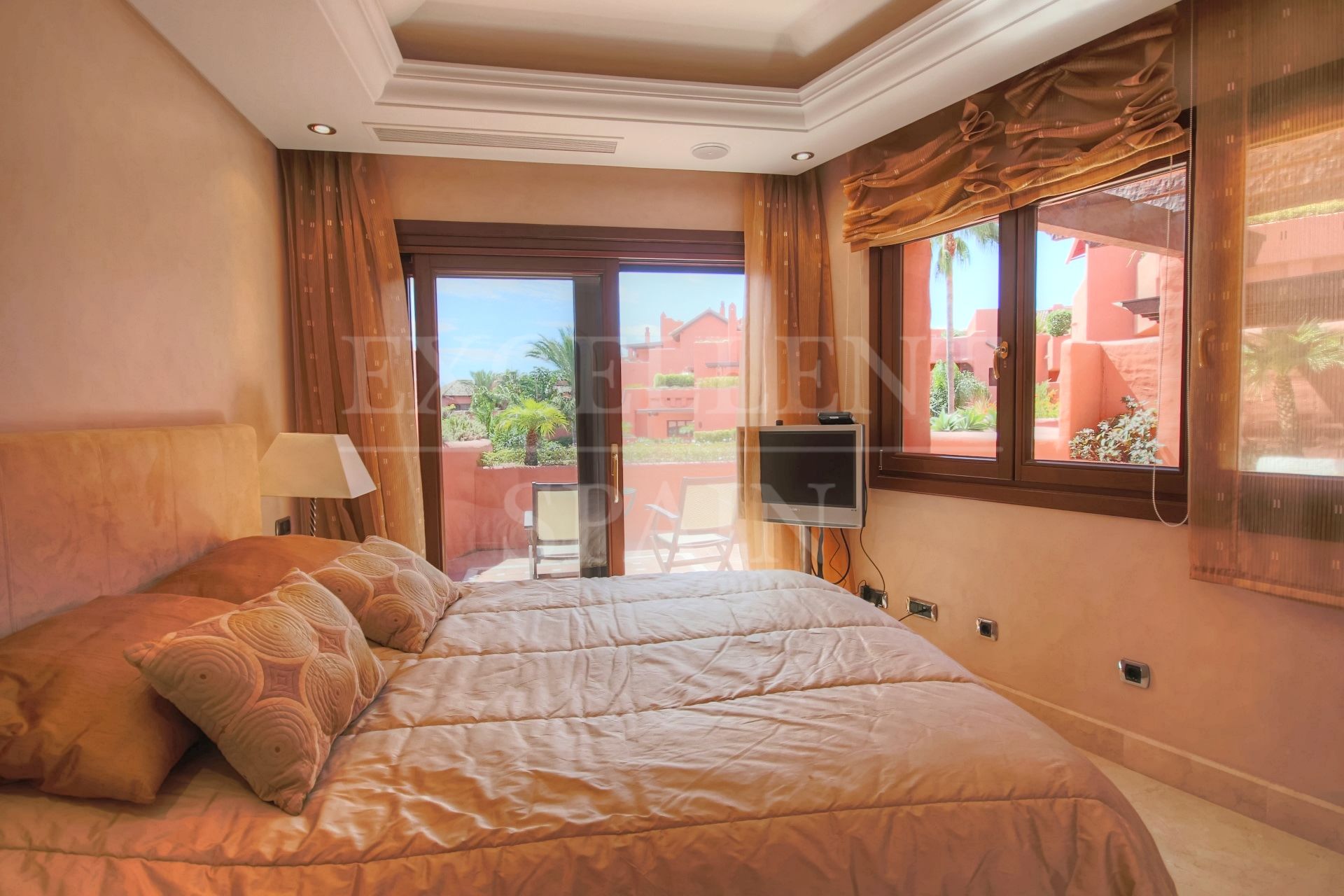 Duplex Penthouse in Torre Bermeja, Estepona