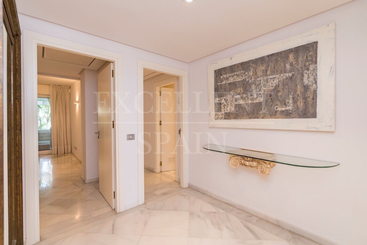 Appartement begane grond in Los Granados, Marbella - Puerto Banus