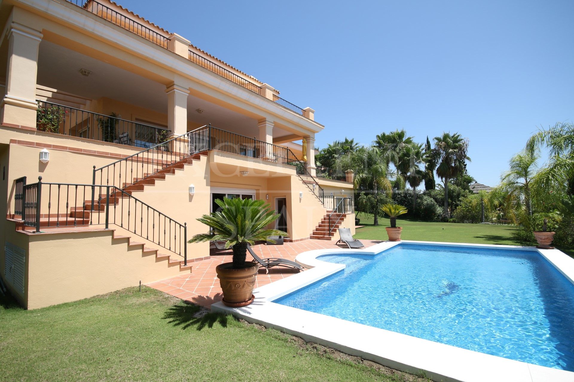 Villa in Los Flamingos, Benahavis