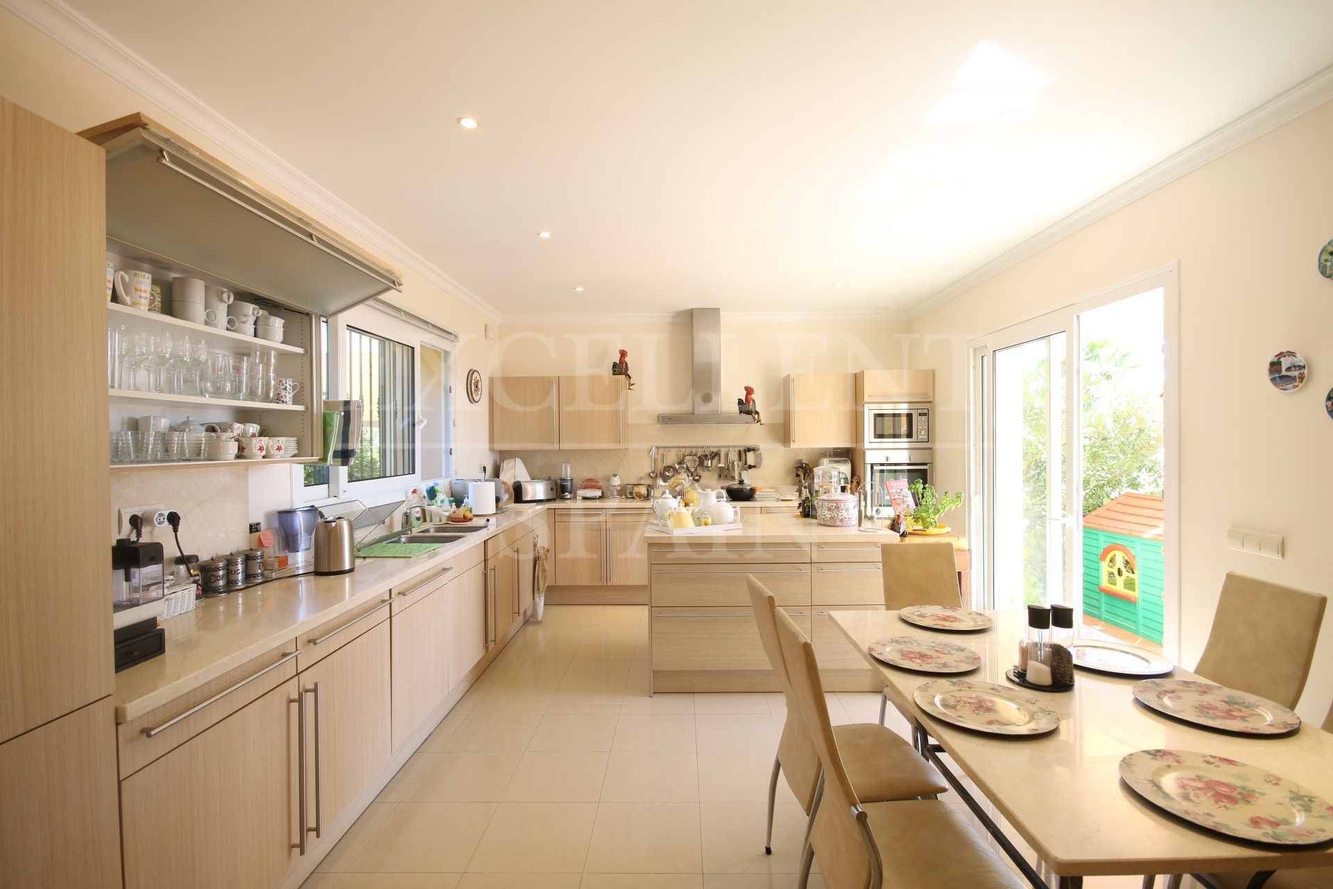 Villa in Los Flamingos, Benahavis