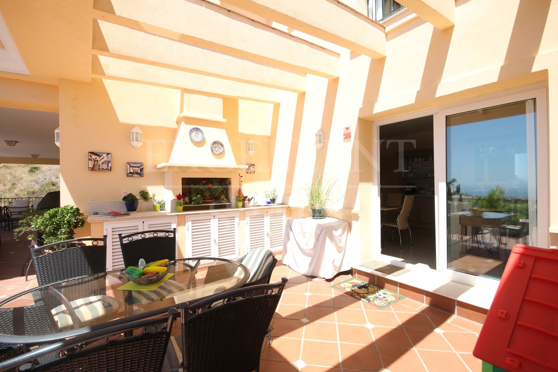 Villa in Los Flamingos, Benahavis
