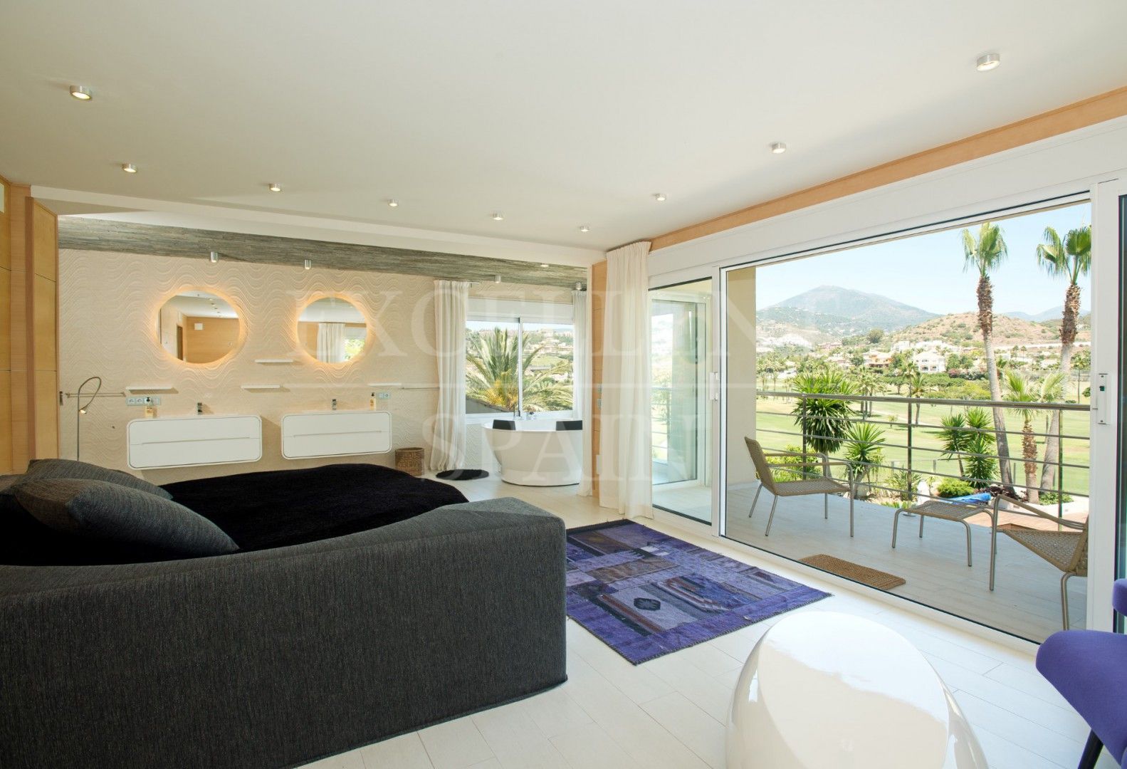 Villa in Los Naranjos Golf, Nueva Andalucia