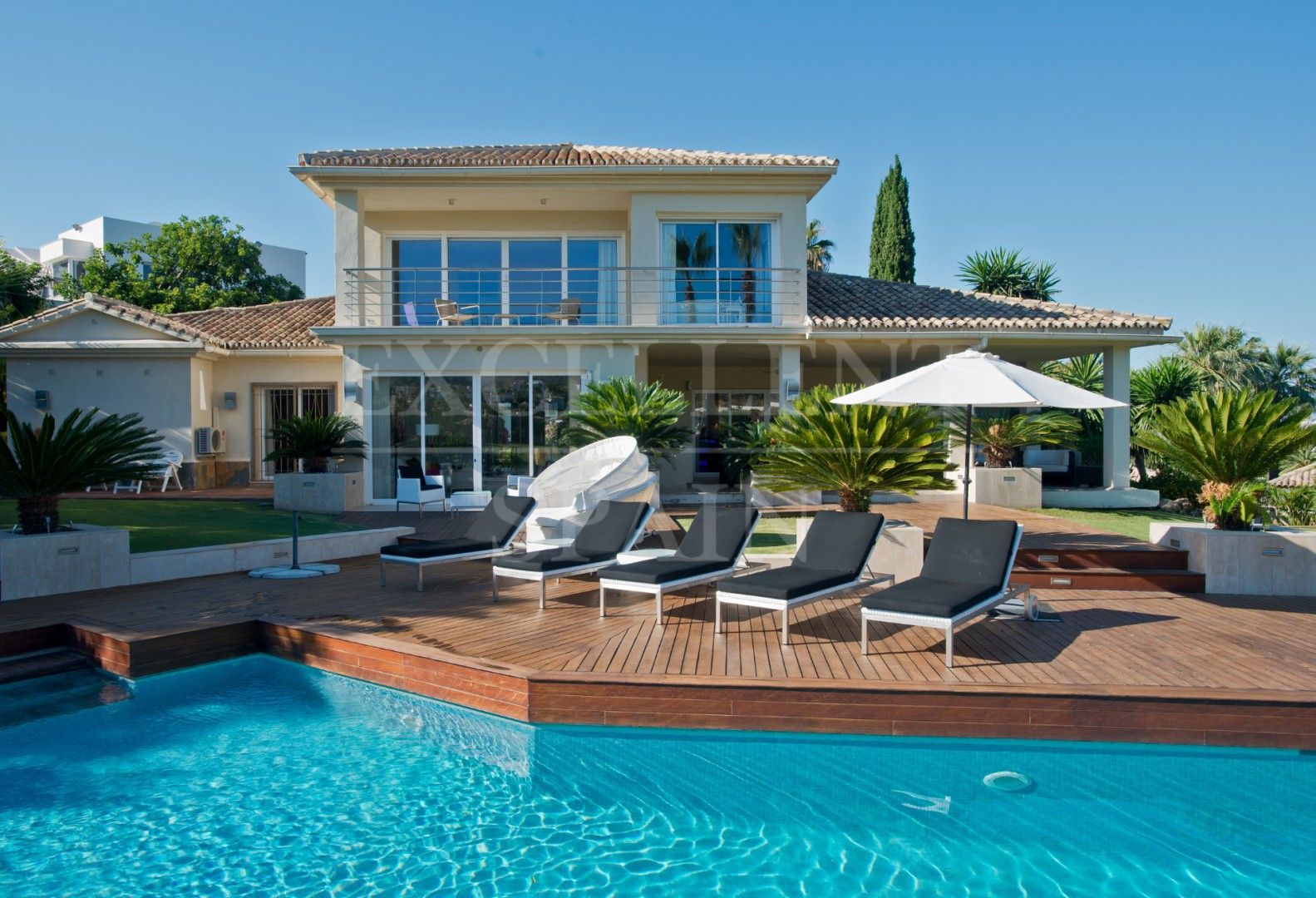 Villa in Los Naranjos Golf, Nueva Andalucia