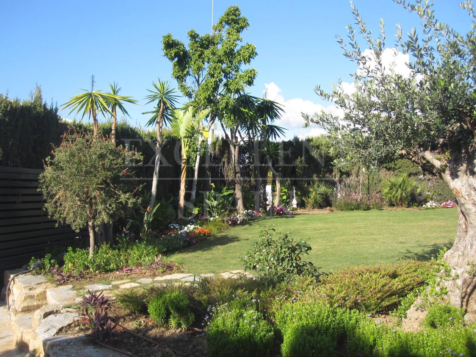 Villa in Parcelas del Golf, Nueva Andalucia