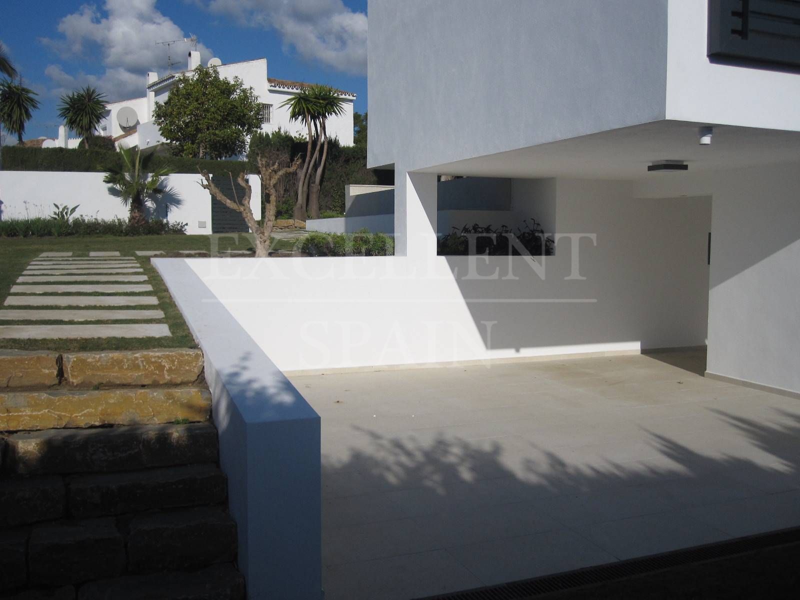 Villa in Parcelas del Golf, Nueva Andalucia