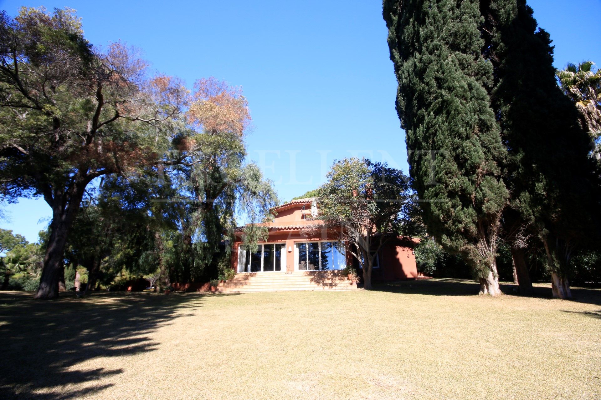 Villa in Nagüeles, Marbella Golden Mile