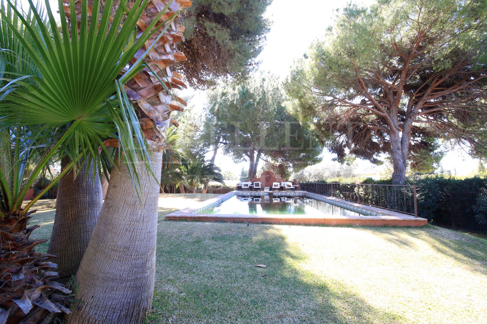 Villa in Nagüeles, Marbella Golden Mile