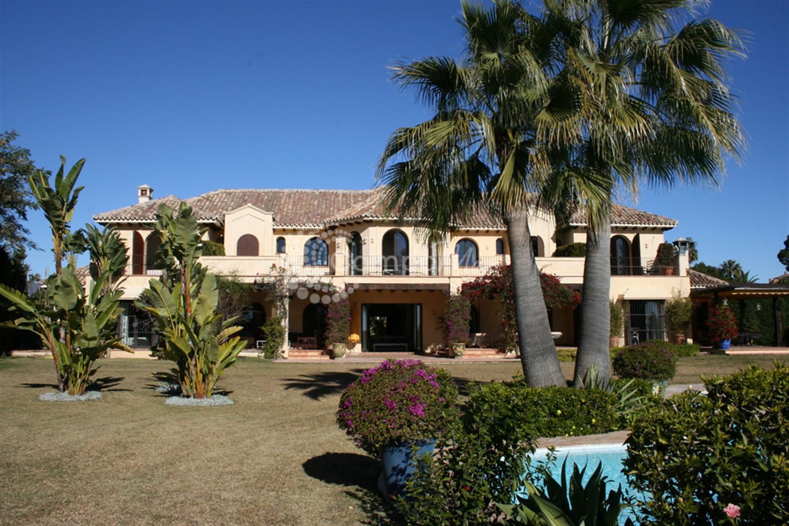 Villa in Paraiso Barronal, Estepona