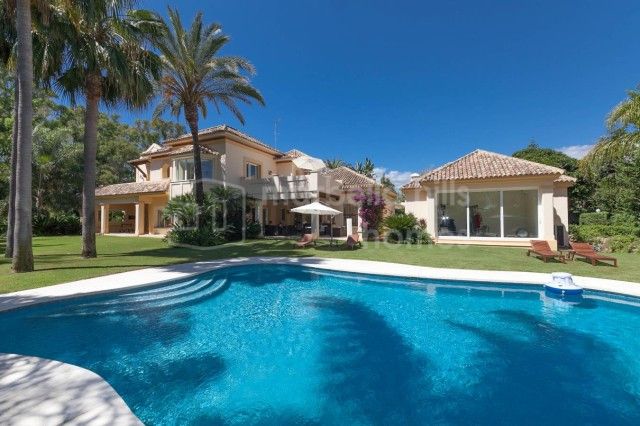 Villa for sale in San Pedro de Alcantara - San Pedro de Alcantara Villa