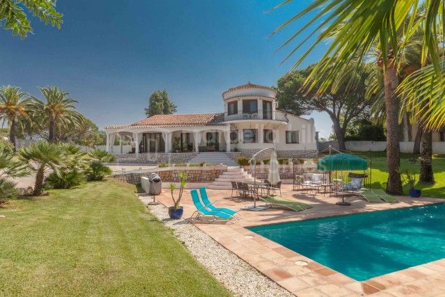 Villa for sale in Marbella East - Marbella East Villa
