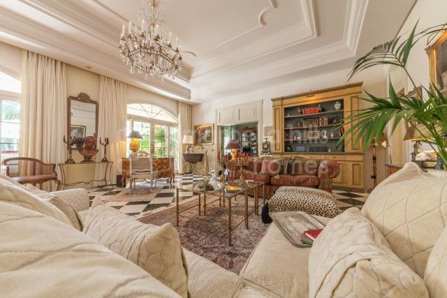 Villa for sale in San Pedro de Alcantara - San Pedro de Alcantara Villa