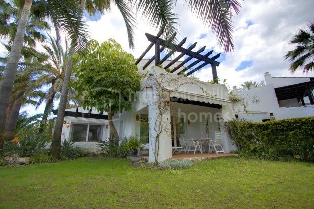 Town House for sale in Estepona - Estepona Town House