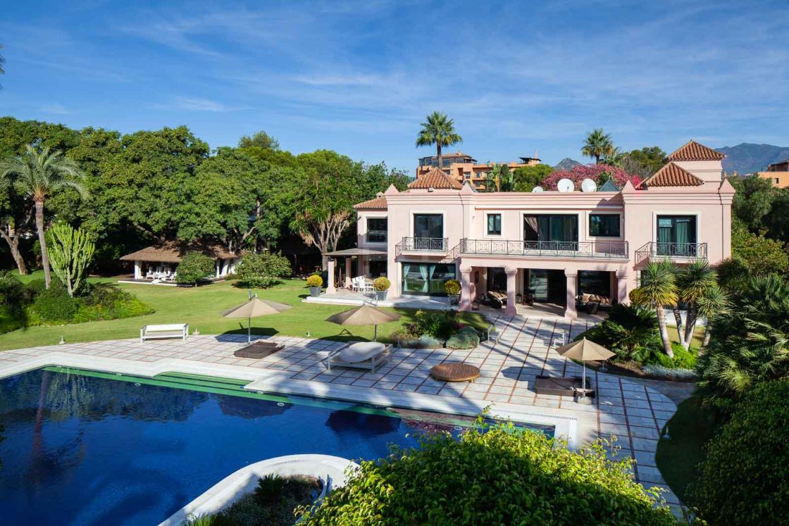 Properties for sale in Estepona