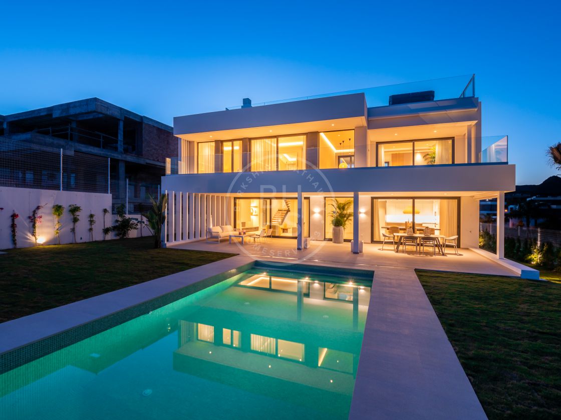 Villas for sale in Estepona