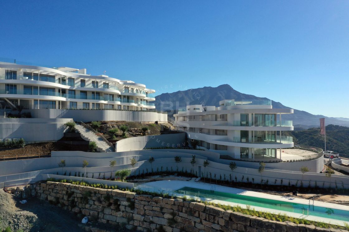 Ground Floor Apartments for sale in Marbella