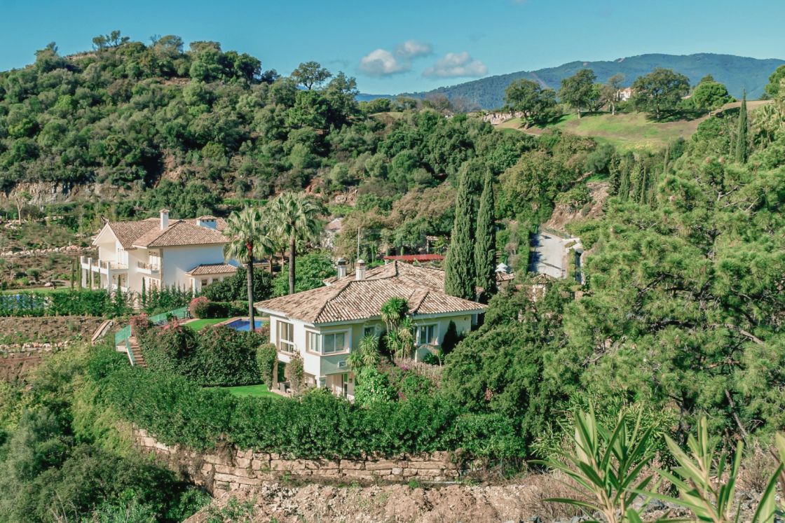 Properties for sale in La Zagaleta, Benahavis