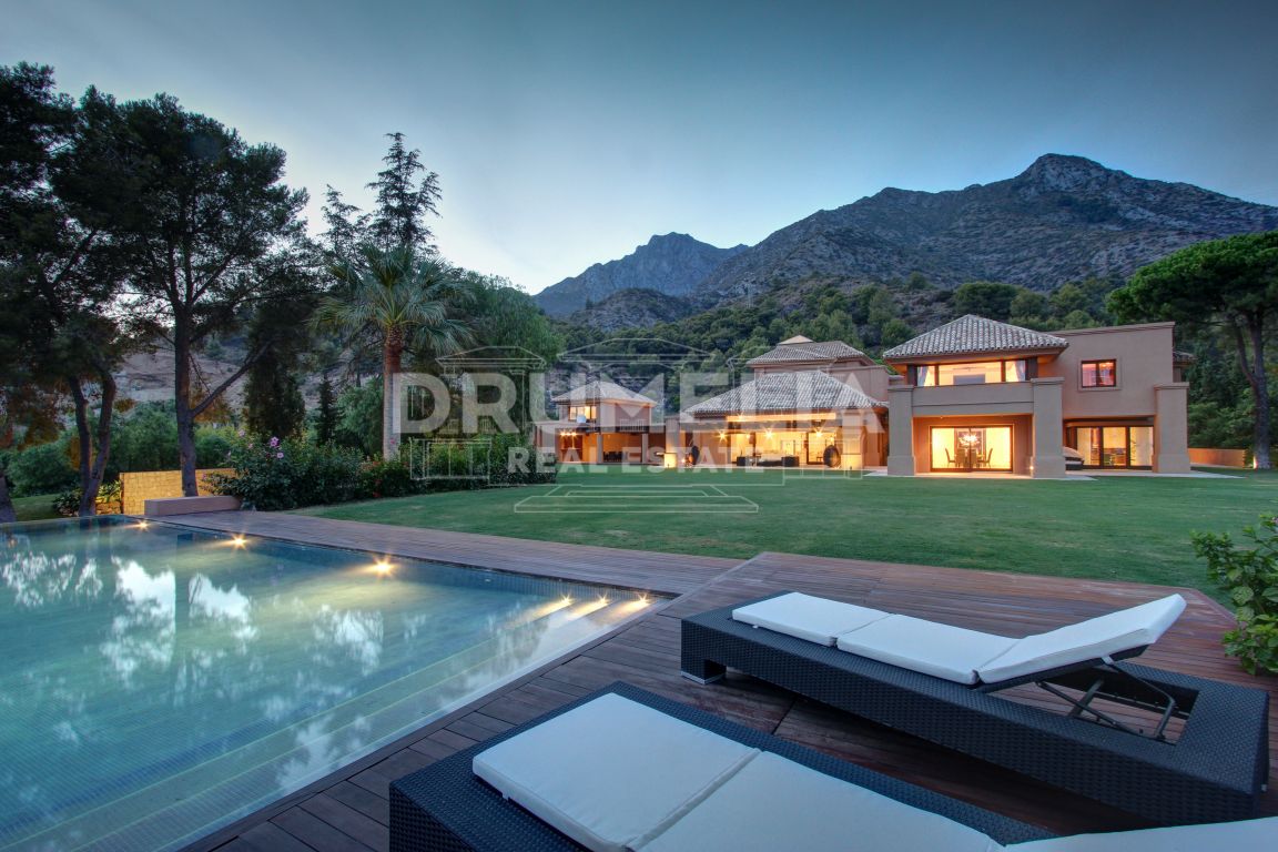 Villa en venta en Cascada de Camojan - Marbella Golden Mile Villa
