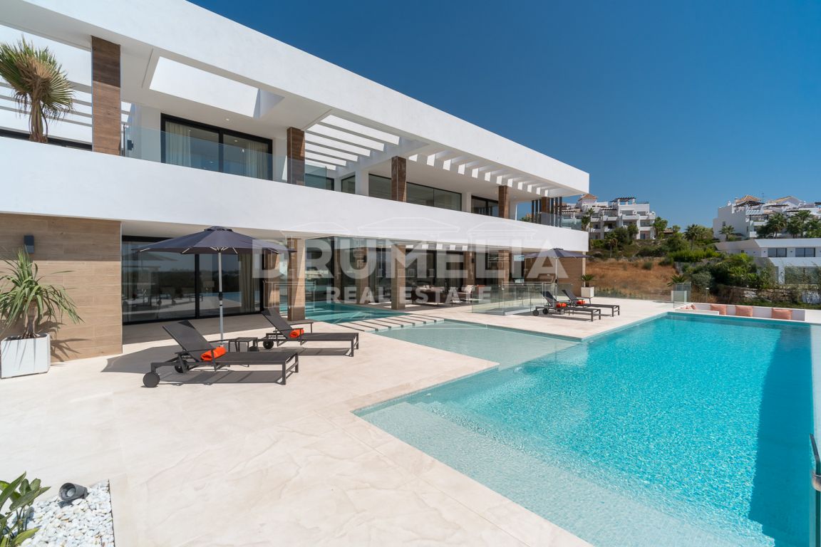 Stunning Luxury Brand New Contemporary Villa, Los Flamingos Golf, Benahavis