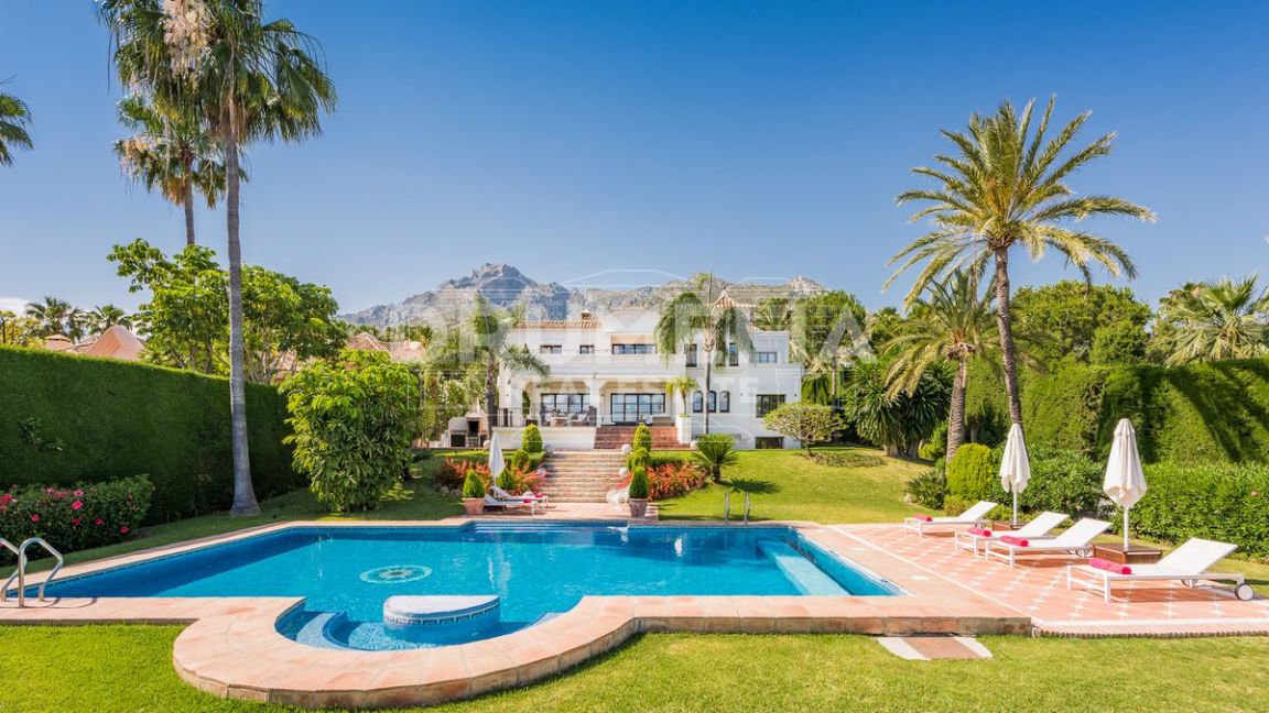 Marbella Golden Mile, Magnificent villa in Sierra Blanca