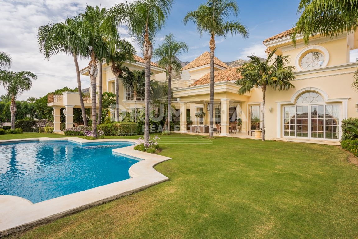Marbella Golden Mile, Villa en venta en Sierra Blanca, Marbella