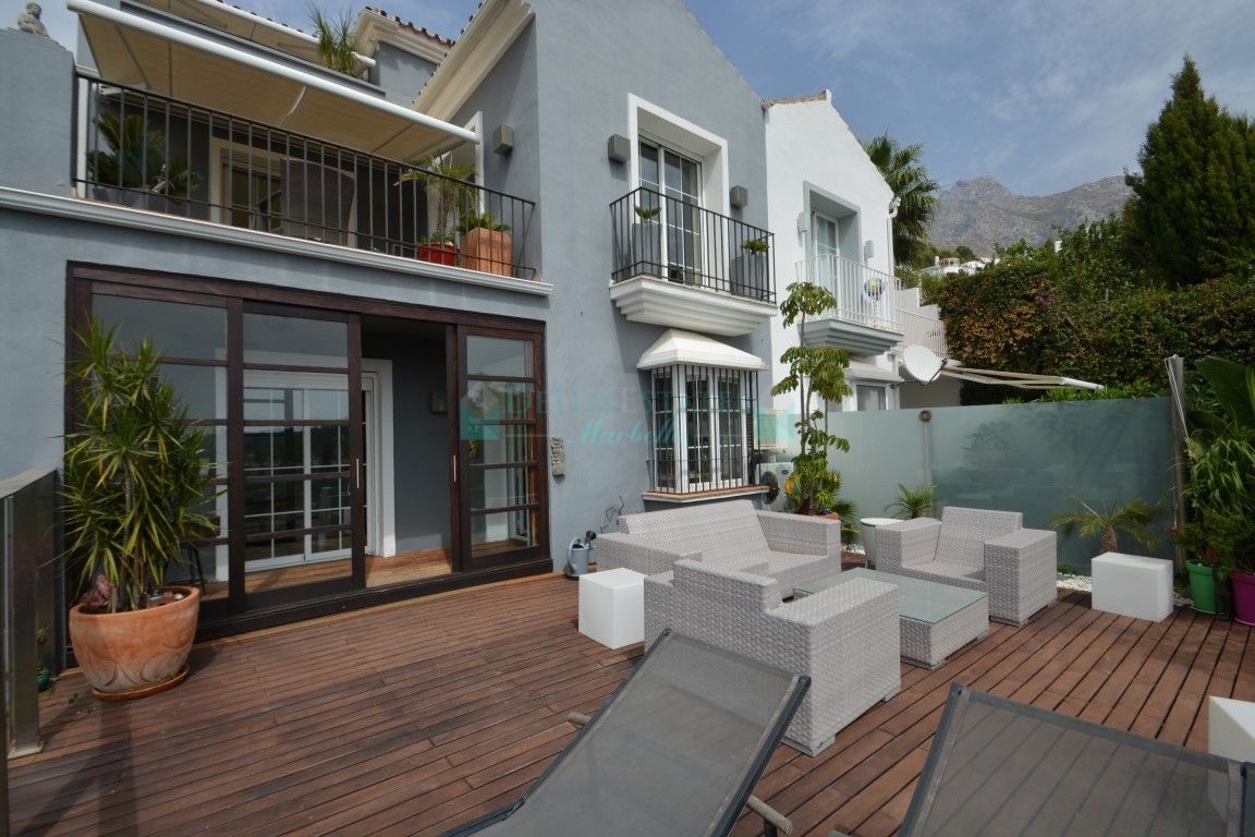 Semi Detached Villa for sale in Nagüeles, Marbella Golden Mile