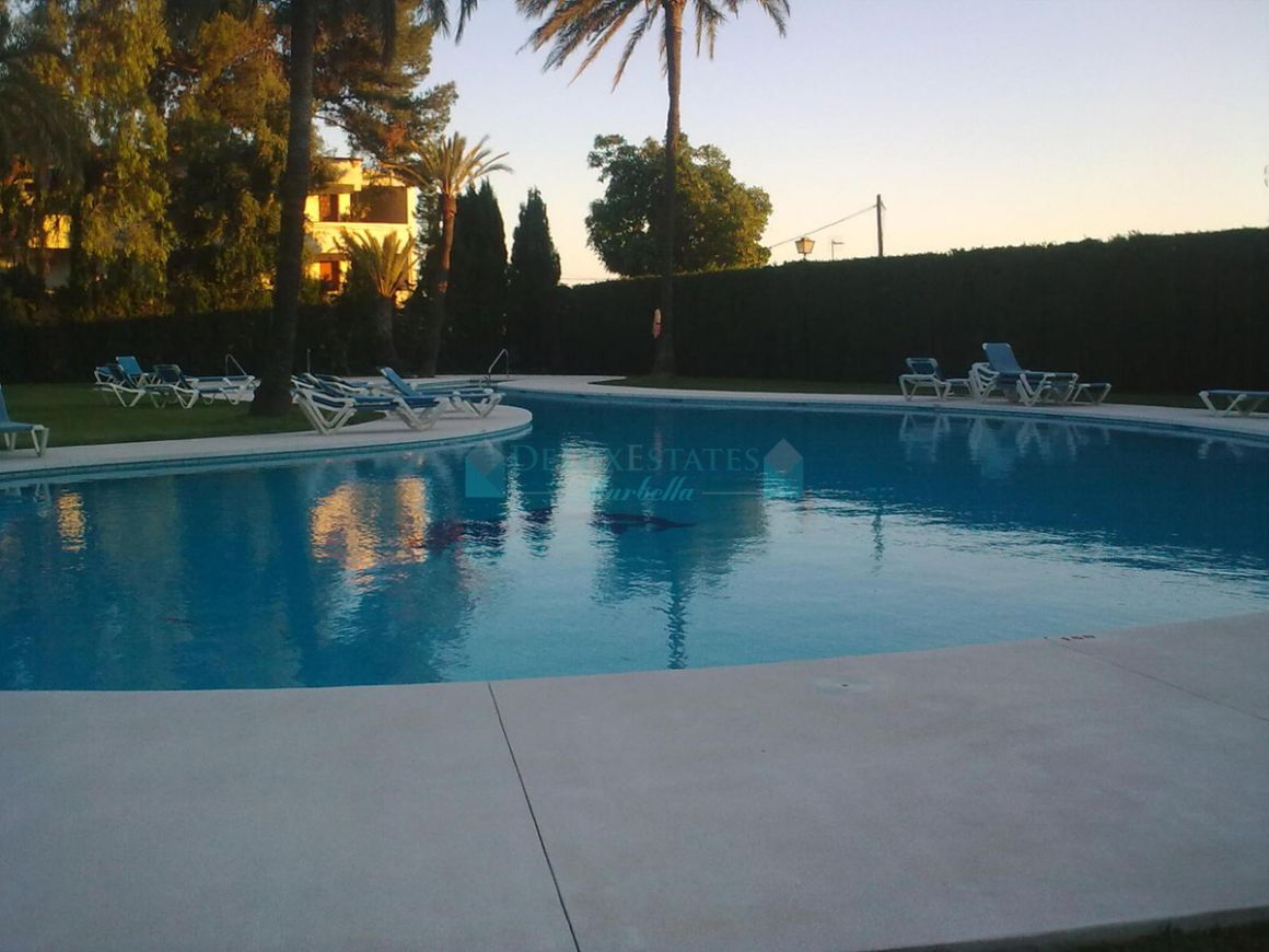 Studio for sale in Nueva Andalucia