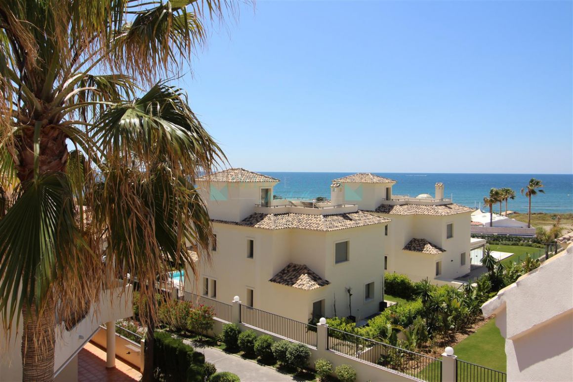 Town House for rent in El Rosario, Marbella East
