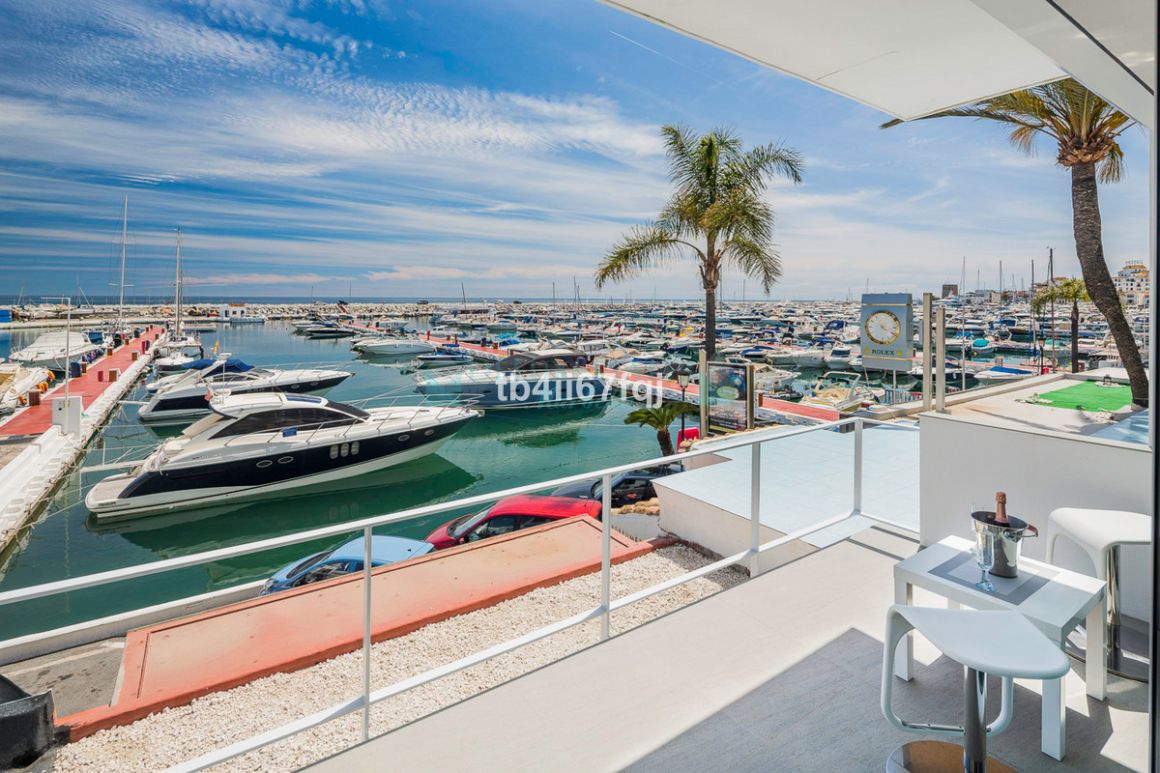 Apartment in Marbella - Puerto Banus