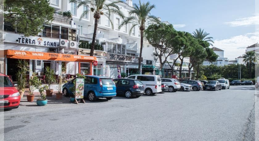 Restaurant for rent in Nueva Andalucia