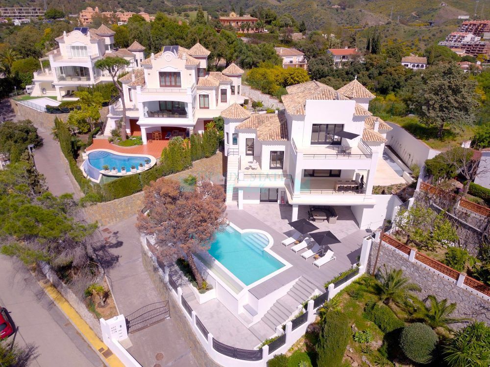 Villa for rent in Elviria, Marbella East