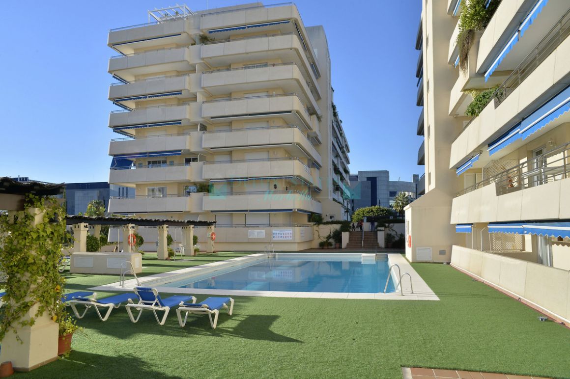 Penthouse for sale in Marbella - Puerto Banus
