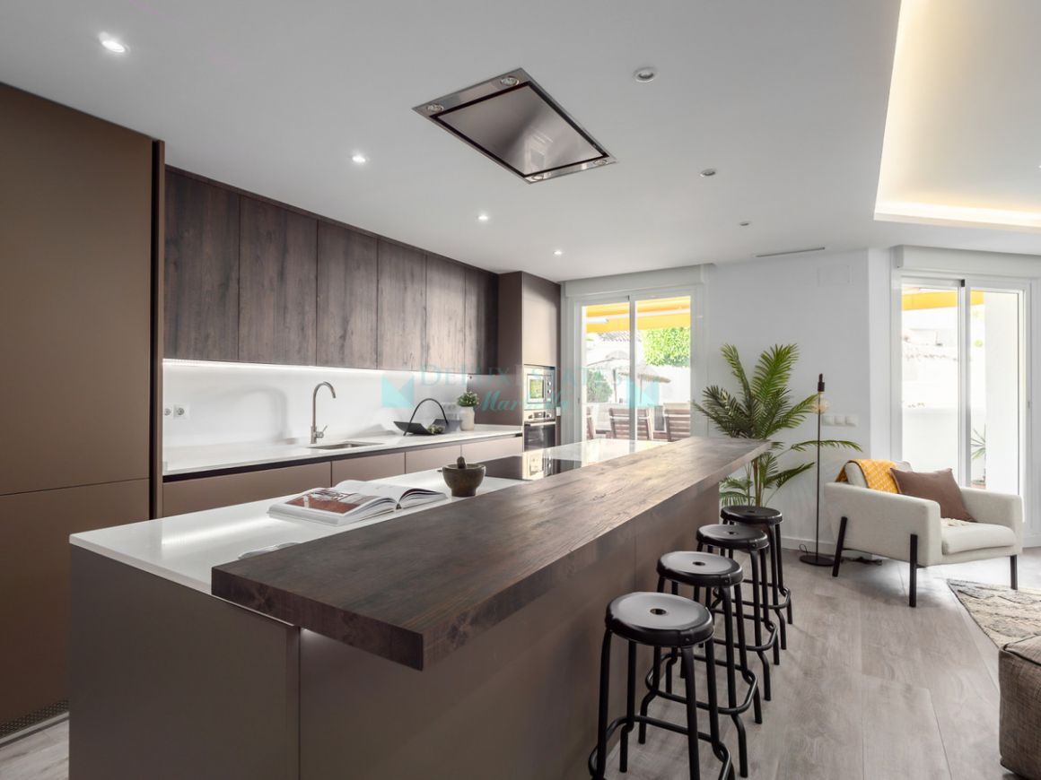 Ground Floor Apartment for sale in Nueva Andalucia
