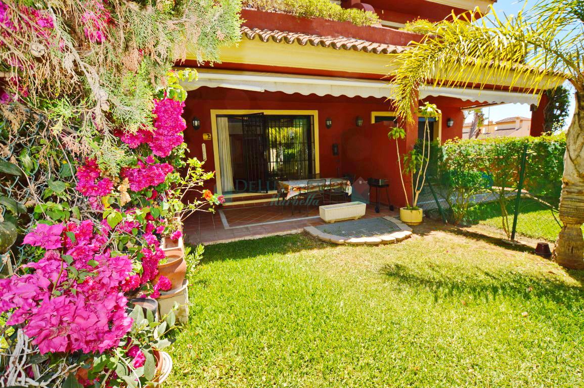 Town House in El Tomillar de Nagüeles, Marbella Golden Mile
