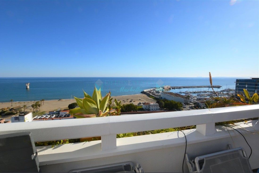 Duplex 2 bedrooms penthouse in Marbella Center