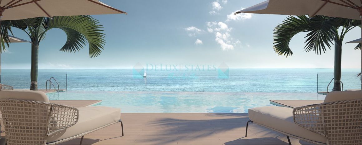 Large beachfront penthouse for sale in Estepona, Costa del Sol