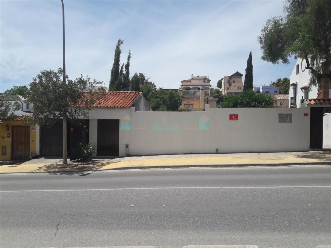 INVESTMENT OPPORTUNITY! Plot for sale at Nueva Andalucia, Costa del Sol