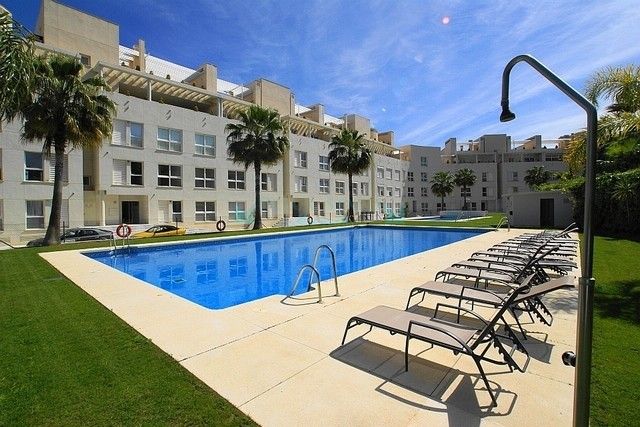 Luxury ground floor apartment in Nueva Andalucia