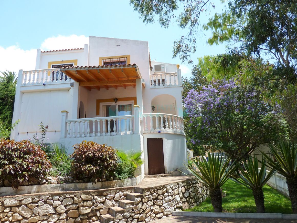 Villa for sale in Elviria, Marbella east