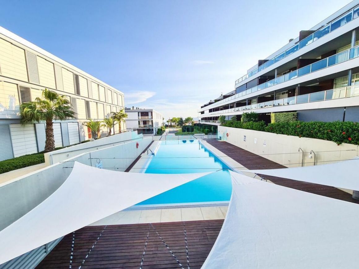 Magnificent apartment with spectacular views in a high quality private urbanization.