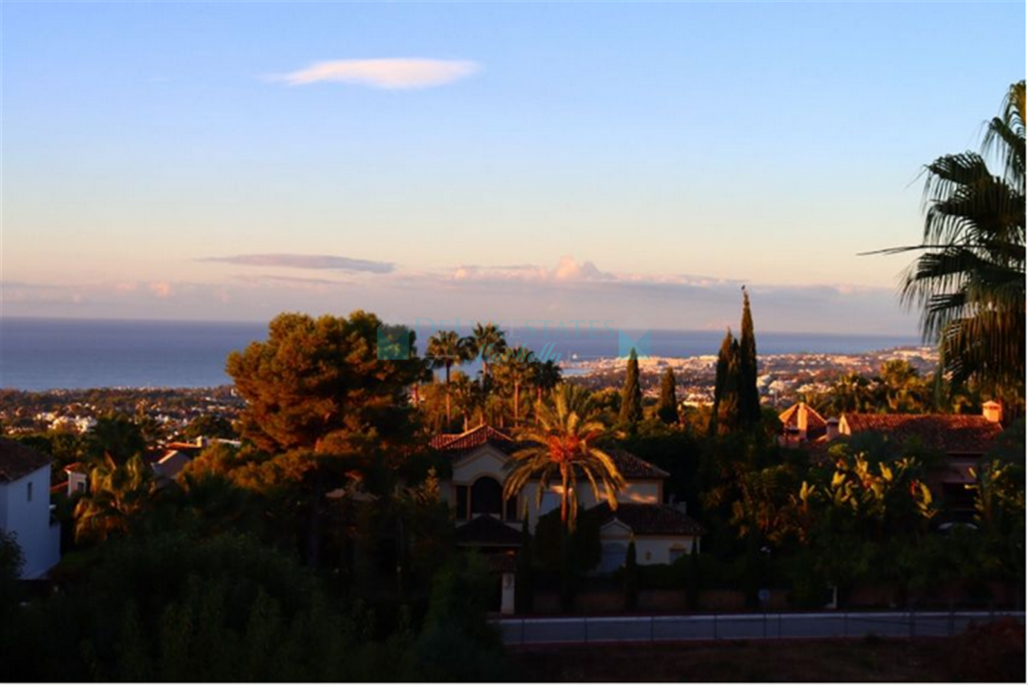 Terrain in a luxurious district of Marbella